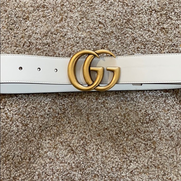 cream gucci belt